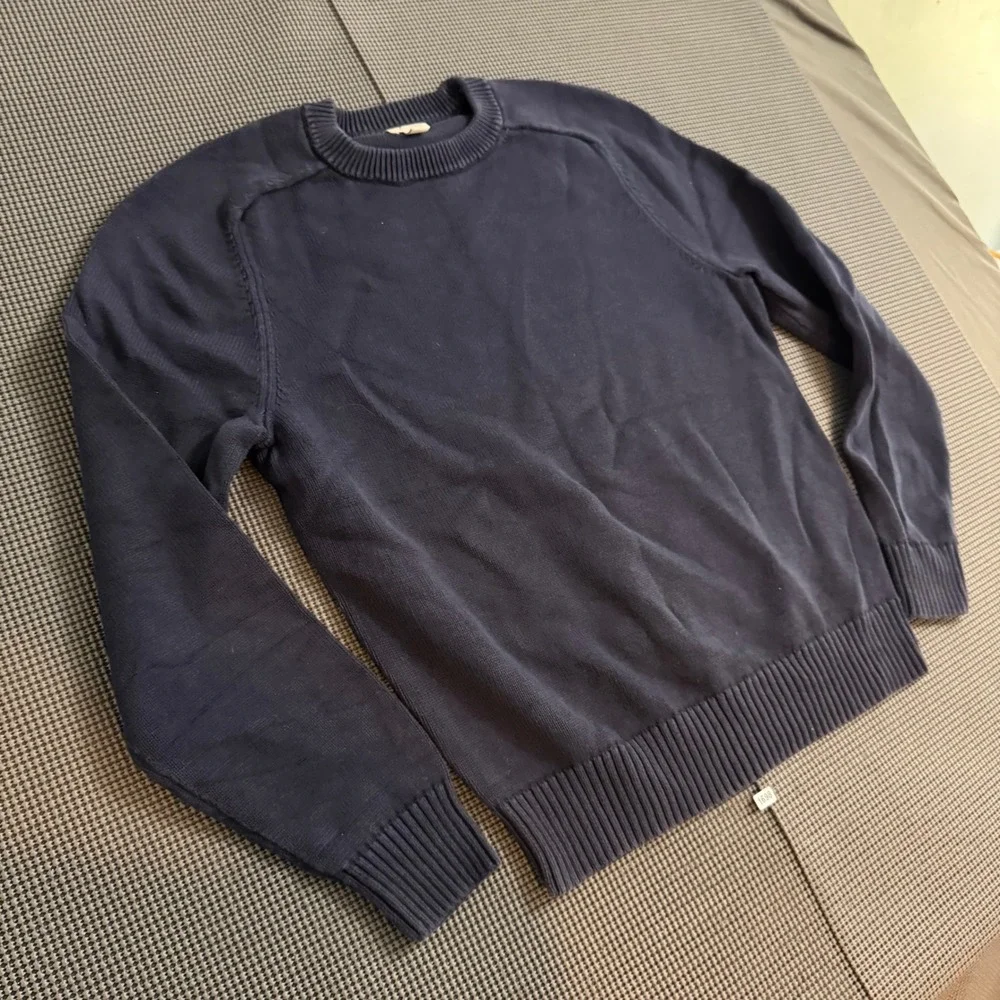 J. Crew Mens Navy Blue Knit Crewneck Sweater Size Medium Classic Ribbed Trim